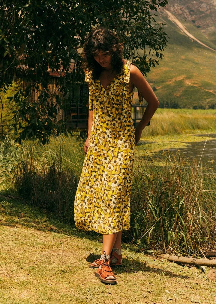 TOAST Womenswear SS24 - TOAST campaign produced by Steel Productions in Cape Town and the Eastern Cape, photographed by Jo Metson Scott