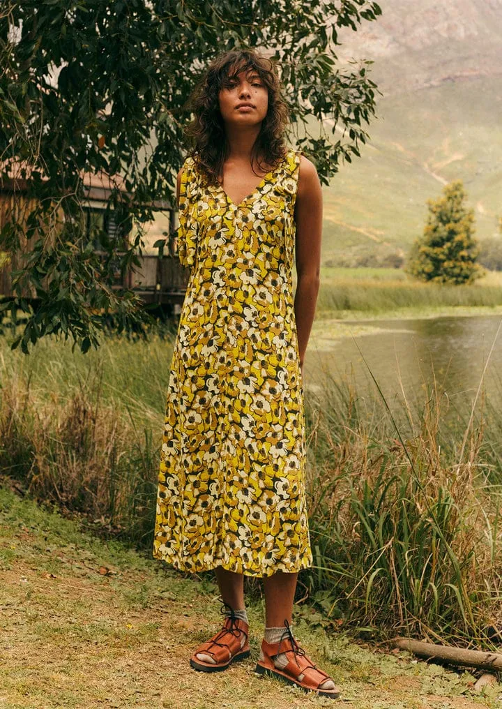 TOAST Womenswear SS24 - TOAST campaign produced by Steel Productions in Cape Town and the Eastern Cape, photographed by Jo Metson Scott