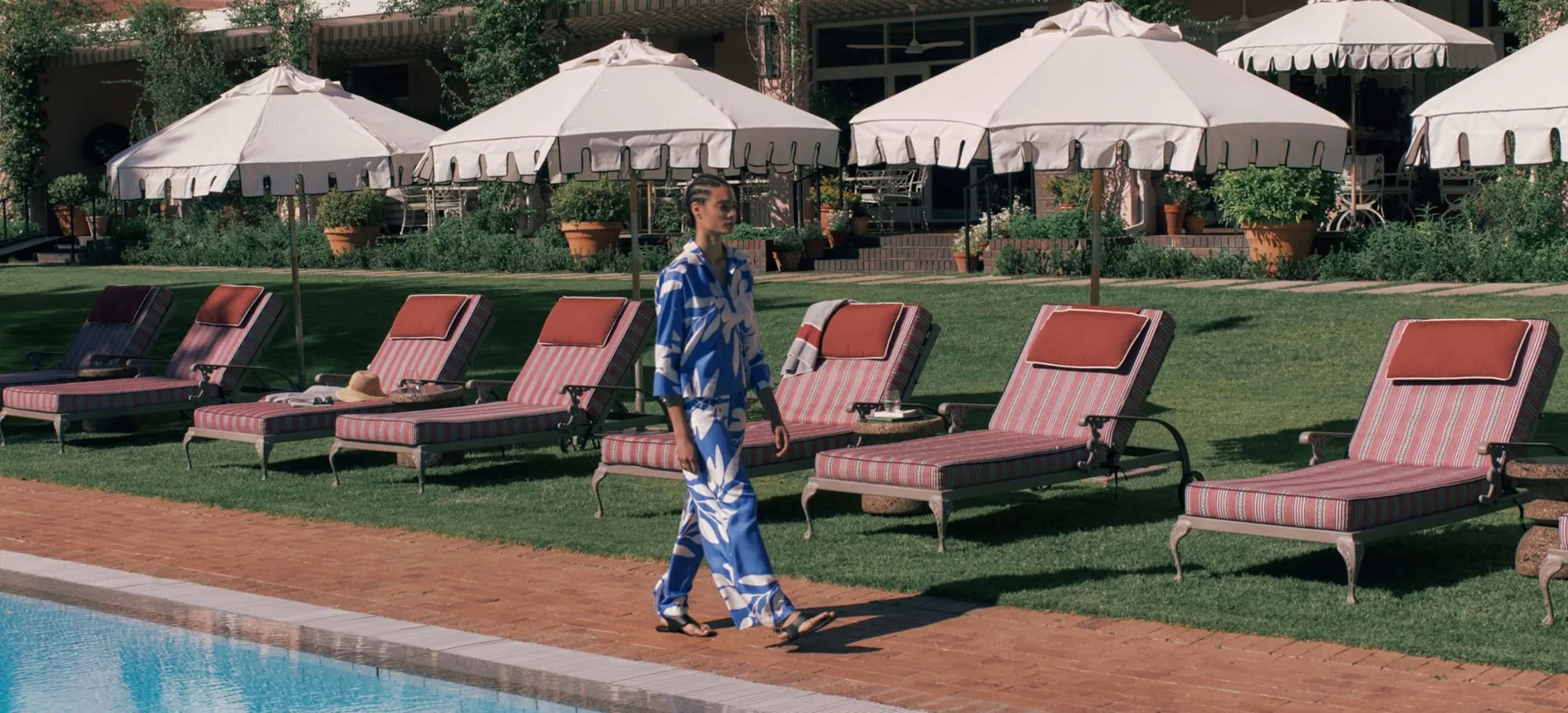 Trenery HS25 - Trenery campaign on a villas location, produced by Steel Productions
